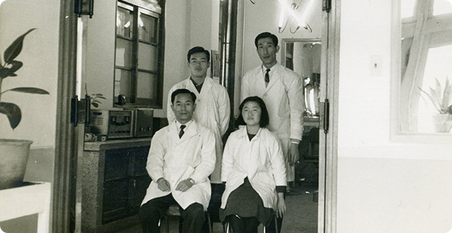 1976 연혁 이미지